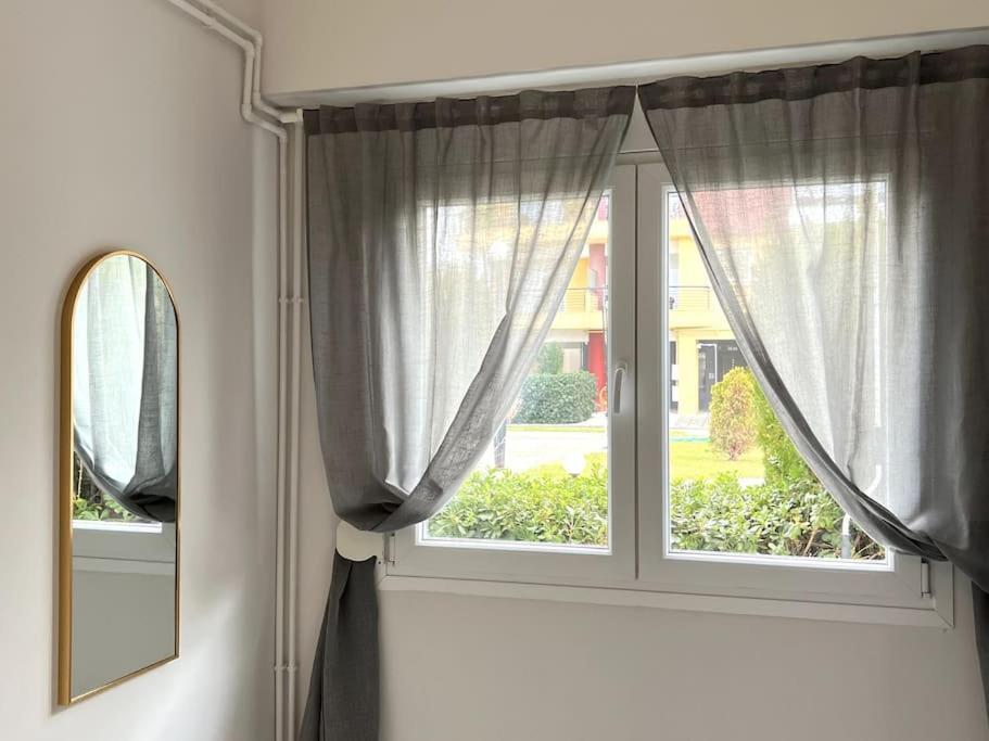 Jimmy'S Pool Apartment Peraía 外观 照片